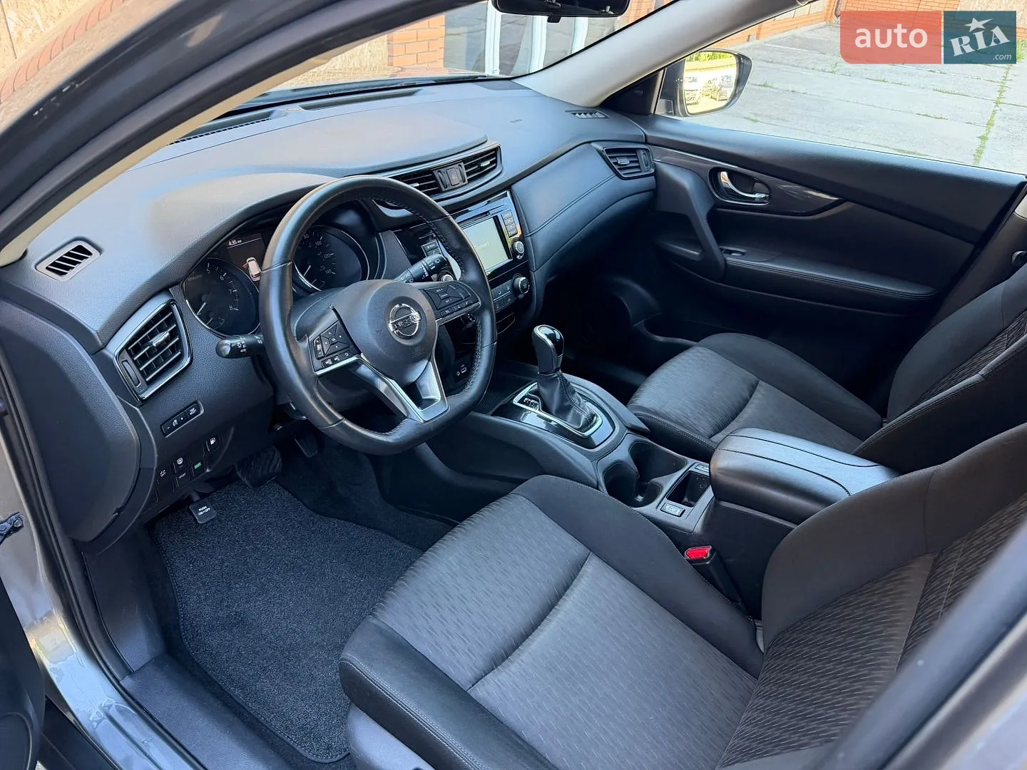 2018 Nissan Rogue - мініатюра 14