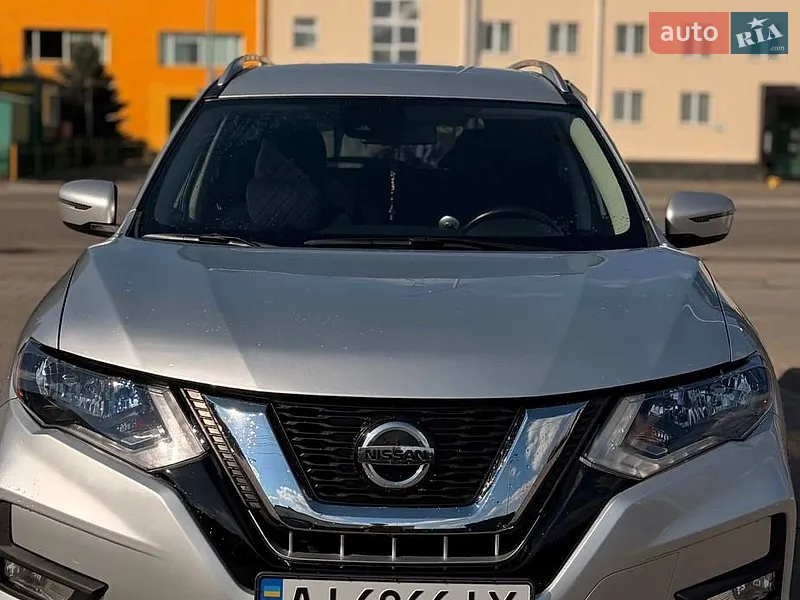 Nissan Rogue