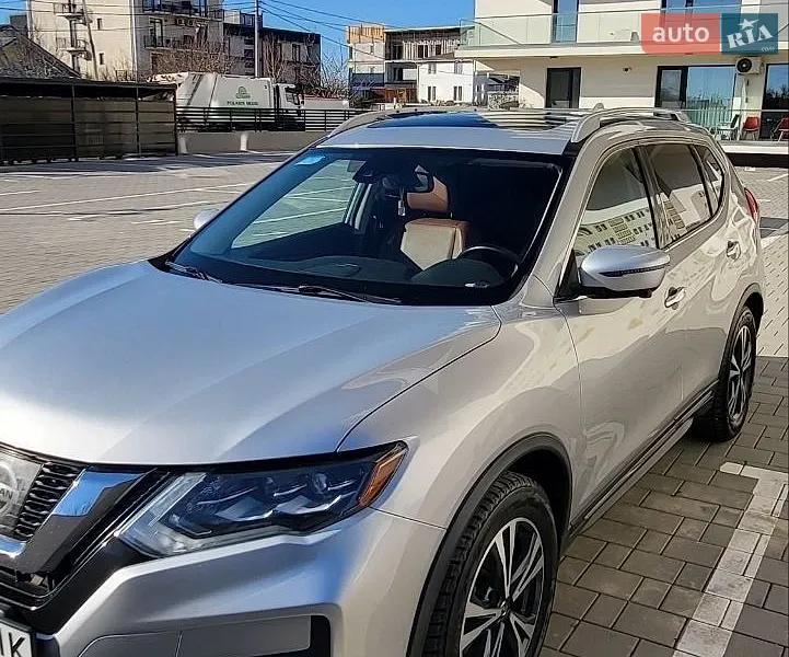 Nissan Rogue
