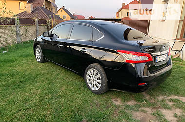 Седан Nissan Sentra 2015 в Трускавце