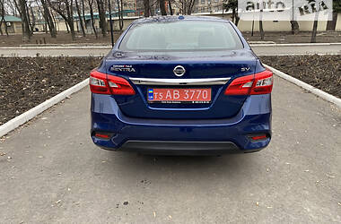 Седан Nissan Sentra 2018 в Покровську