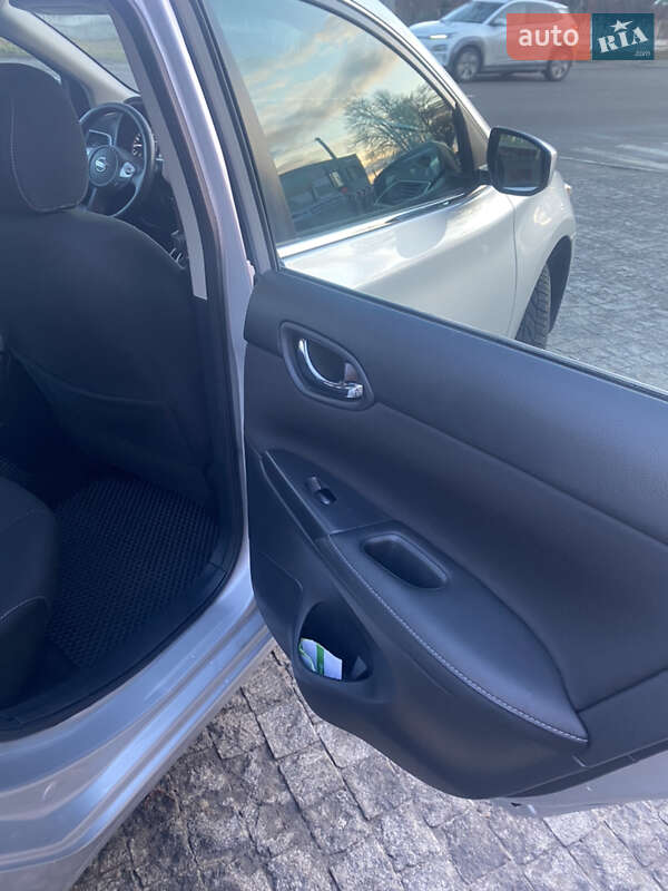 Седан Nissan Sentra 2018 в Києві