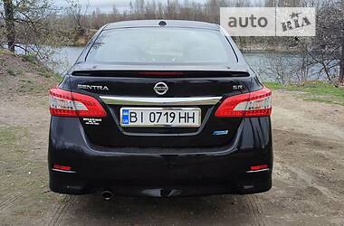 Седан Nissan Sentra 2014 в Кременчуге