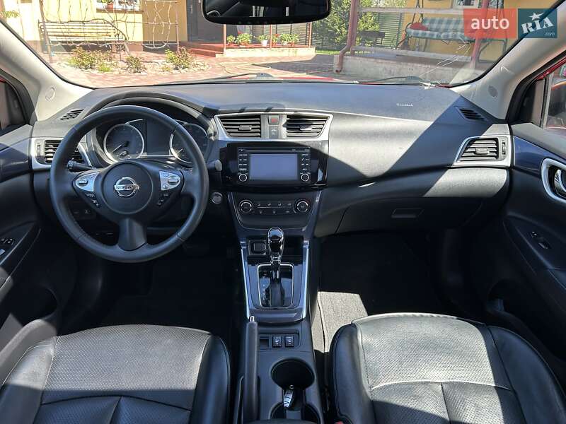 Седан Nissan Sentra 2016 в Луцьку