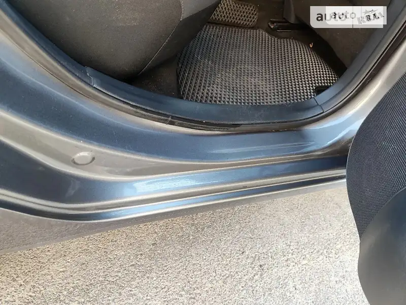 Nissan Sentra 2015 VIN 3N1AB7AP6FY279717 фото оголошення 10 з 66