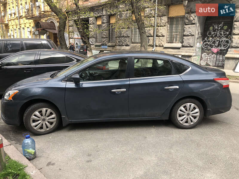 Седан Nissan Sentra 2015 в Києві