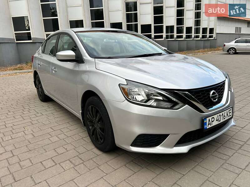 Седан Nissan Sentra 2016 в Запорожье