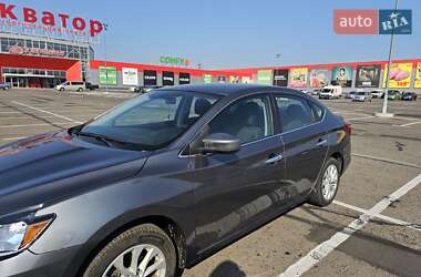 Седан Nissan Sentra 2018 в 
