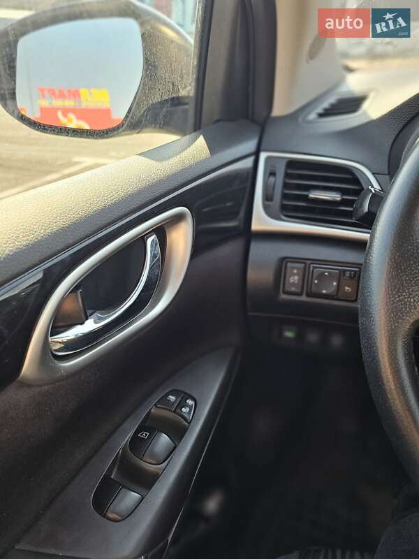 Седан Nissan Sentra 2018 в Рівному фото 19 Седан Nissan Sentra 2018 в Рівному