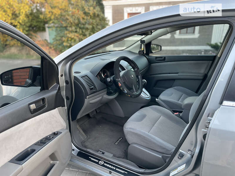 Седан Nissan Sentra 2008 в Николаеве
