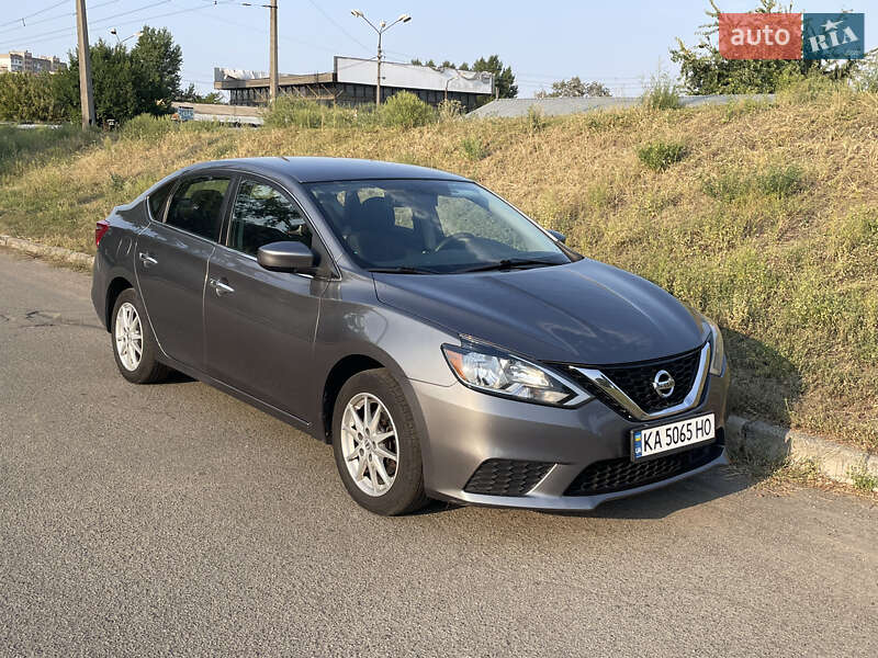 Седан Nissan Sentra 2018 в Києві