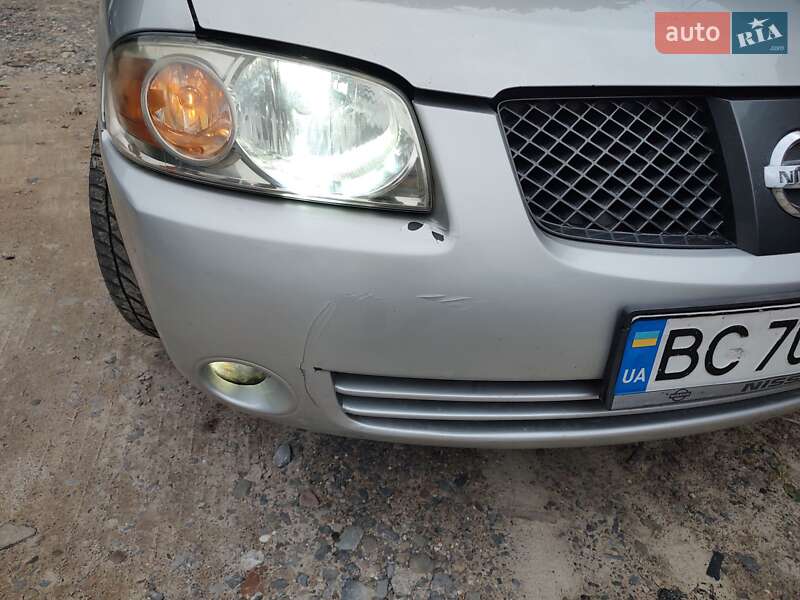 Седан Nissan Sentra 2006 в Львові