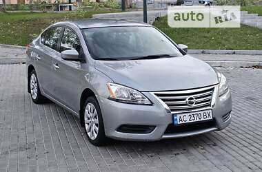 Седан Nissan Sentra 2014 в Ровно