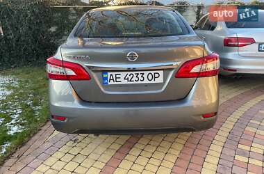 Седан Nissan Sentra 2015 в Дніпрі