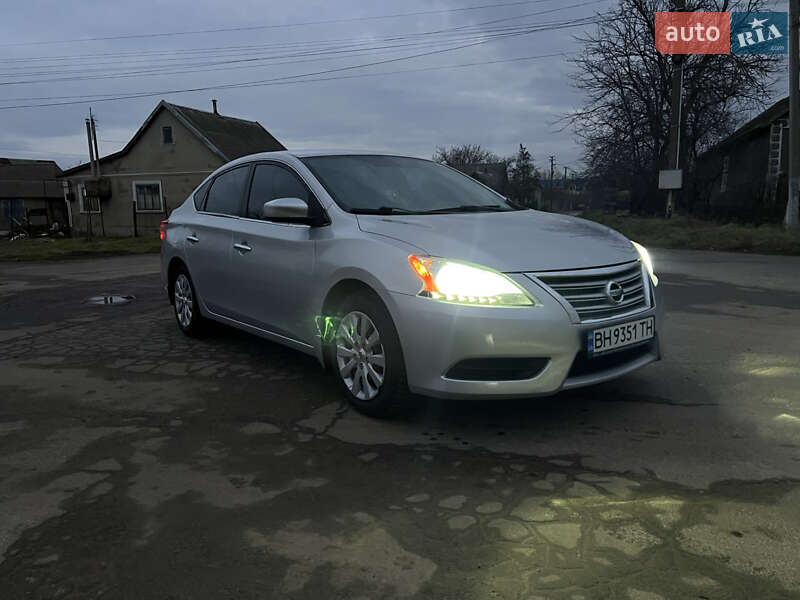 Седан Nissan Sentra 2012 в 