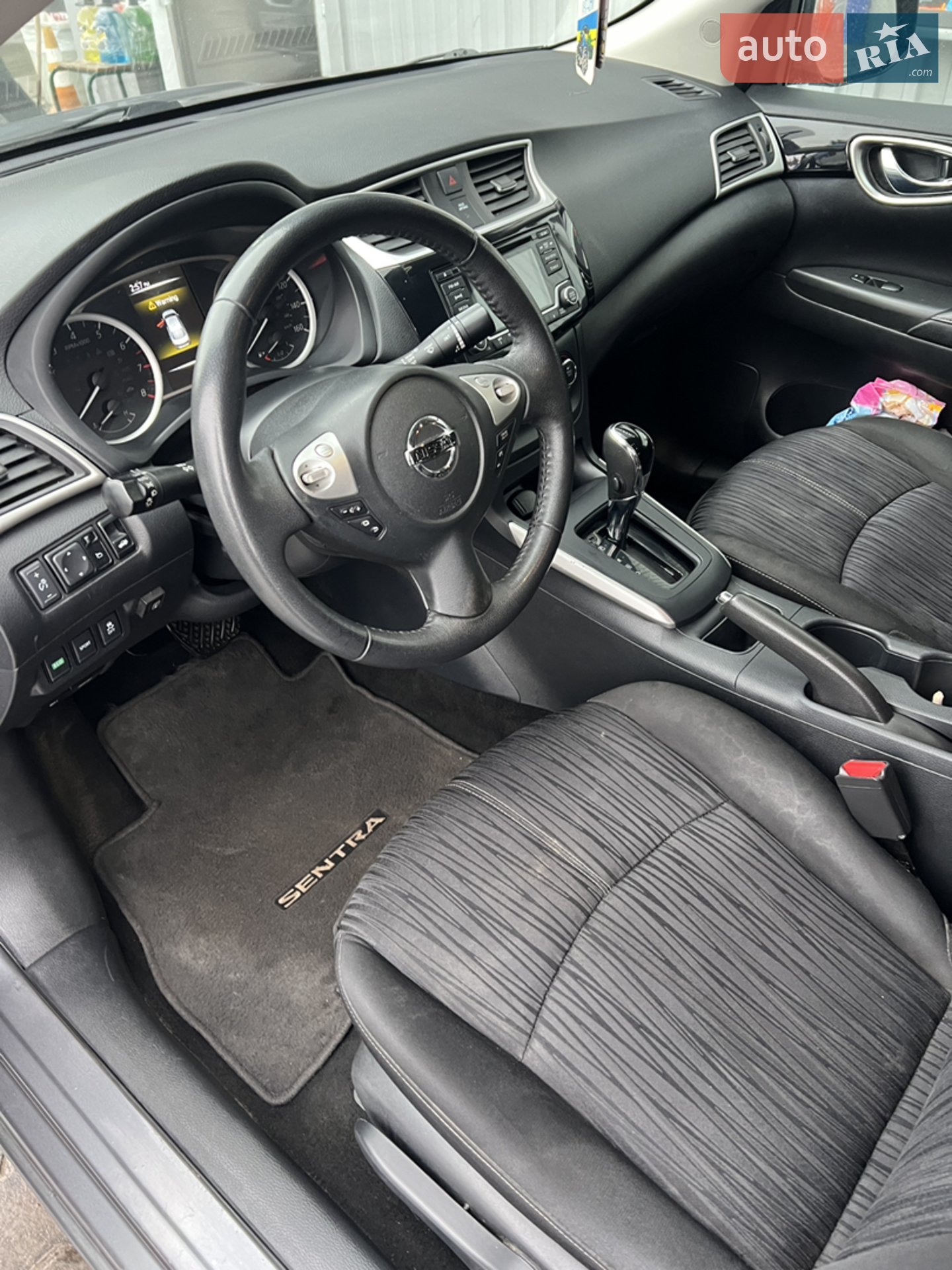 2017 Nissan Sentra - мініатюра 9