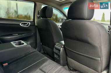 Седан Nissan Sentra 2016 в 