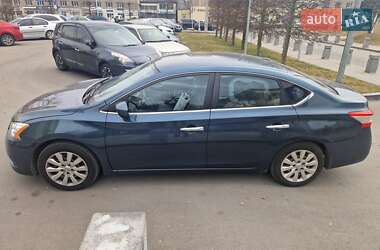 Седан Nissan Sentra 2015 в 