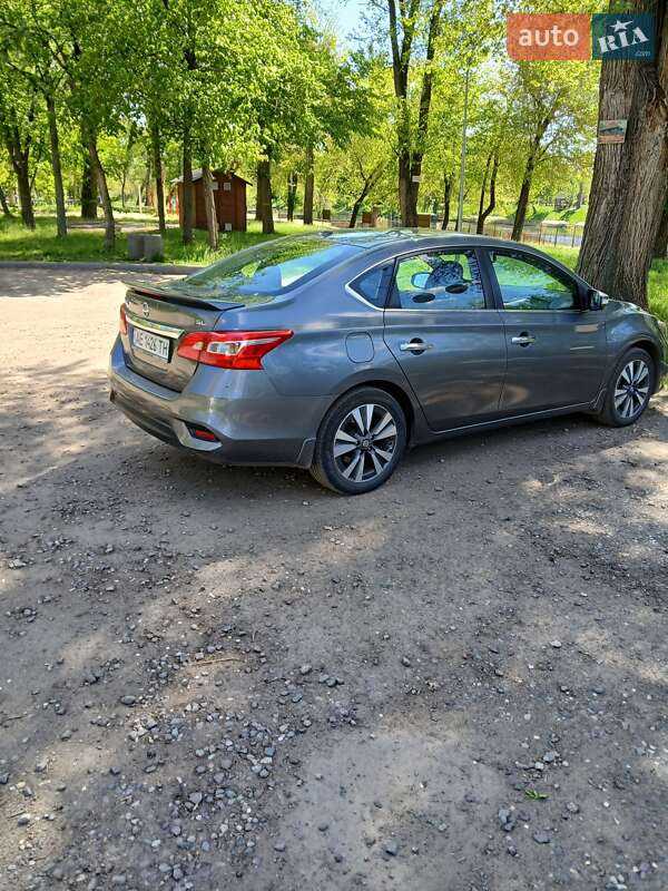 Седан Nissan Sentra 2016 в Кривому Розі