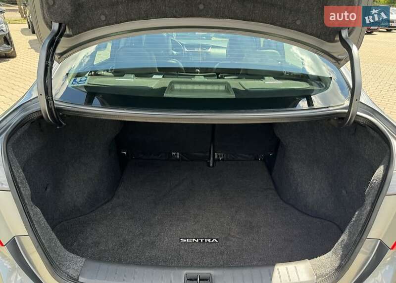 Седан Nissan Sentra 2016 в Кривому Розі