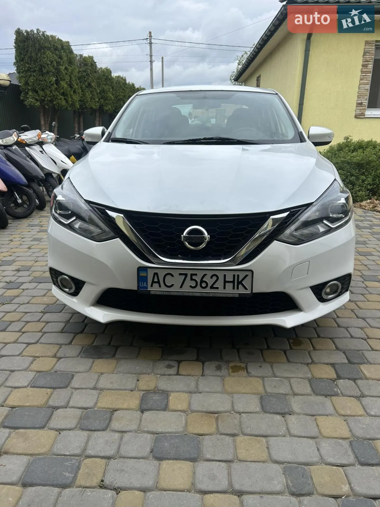 2017 Nissan Sentra - мініатюра 4