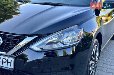 Седан Nissan Sentra 2017 в 