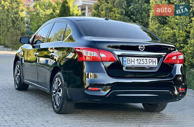 Седан Nissan Sentra 2017 в 