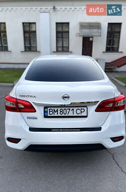 Седан Nissan Sentra 2017 в 