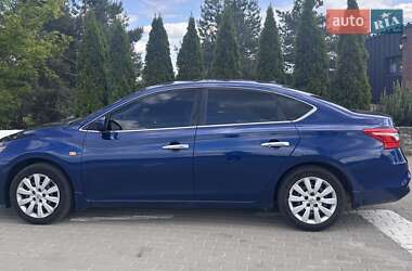 Седан Nissan Sentra 2017 в 