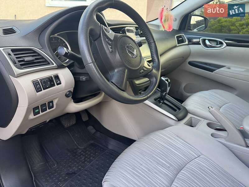 Седан Nissan Sentra 2017 в Києві