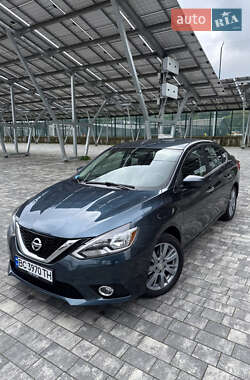 Седан Nissan Sentra 2017 в Львове