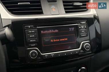 Седан Nissan Sentra 2016 в 