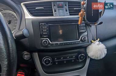 Седан Nissan Sentra 2015 в 