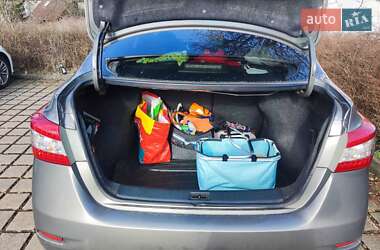 Седан Nissan Sentra 2015 в 