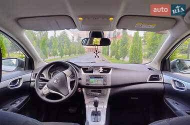 Седан Nissan Sentra 2015 в 