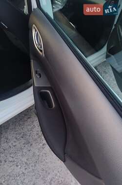 Седан Nissan Sentra 2015 в 