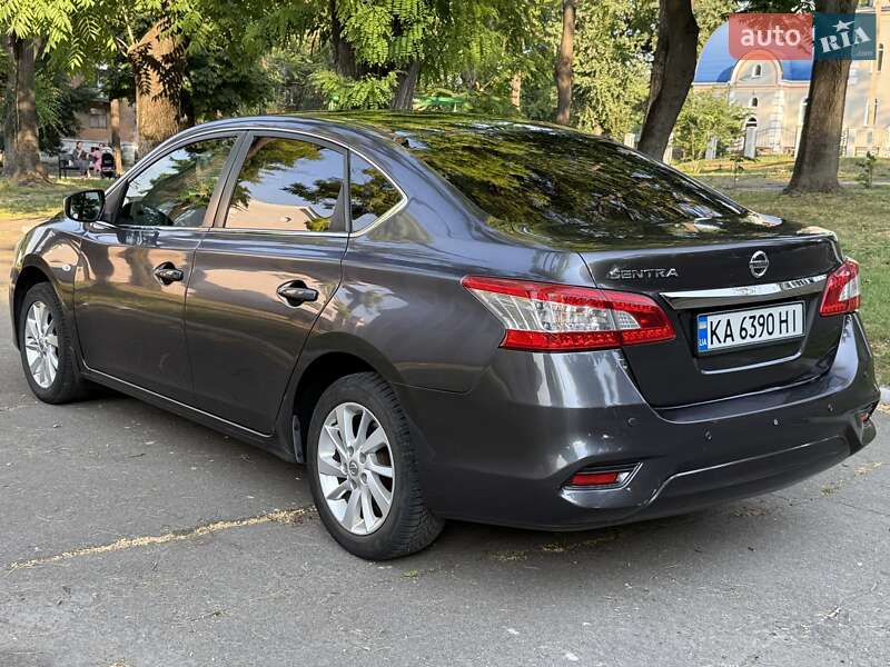 Nissan Sentra 2015