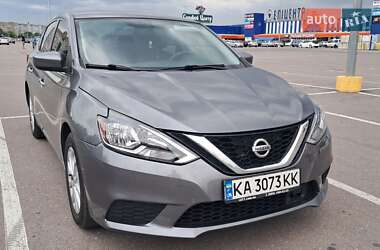 Седан Nissan Sentra 2017 в Кропивницькому