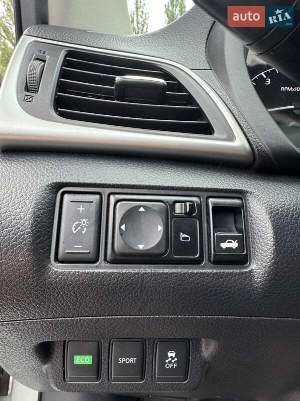 Седан Nissan Sentra 2015 в Вишневом