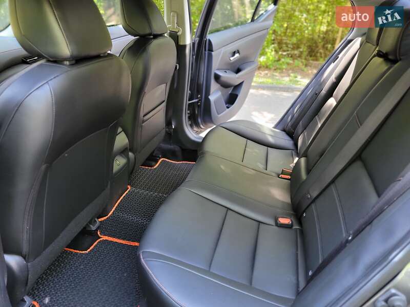 Седан Nissan Sentra 2021 в Житомирі