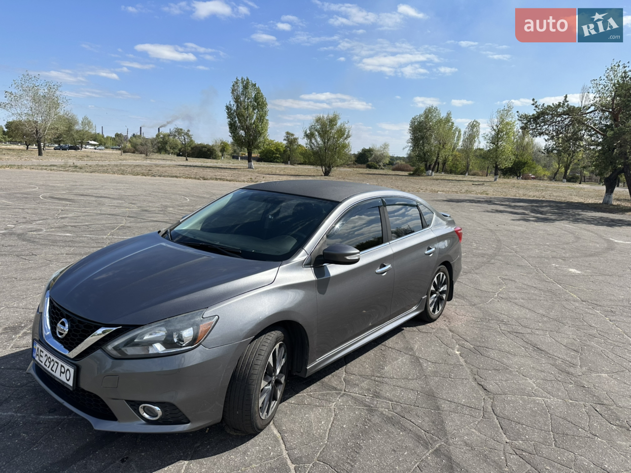 2017 Nissan Sentra - мініатюра 10