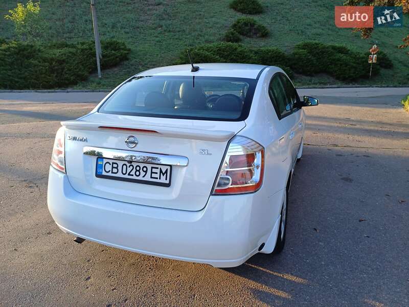 Седан Nissan Sentra 2012 в Чернігові