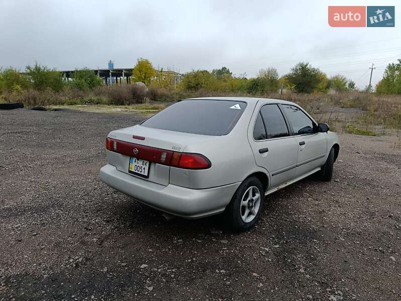 Седан Nissan Sentra 1996 в Ковеле