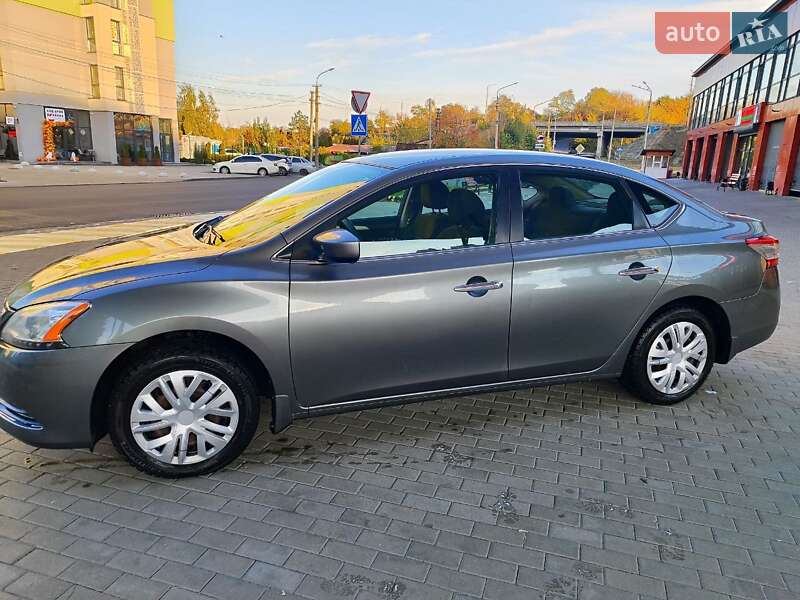 Седан Nissan Sentra 2015 в Днепре