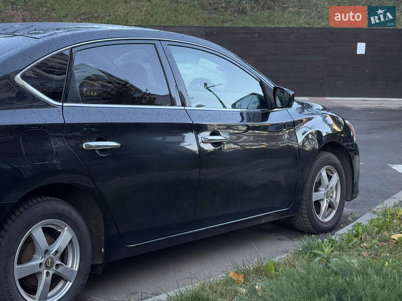 Седан Nissan Sentra 2013 в Києві