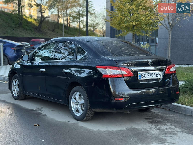 Седан Nissan Sentra 2013 в Києві