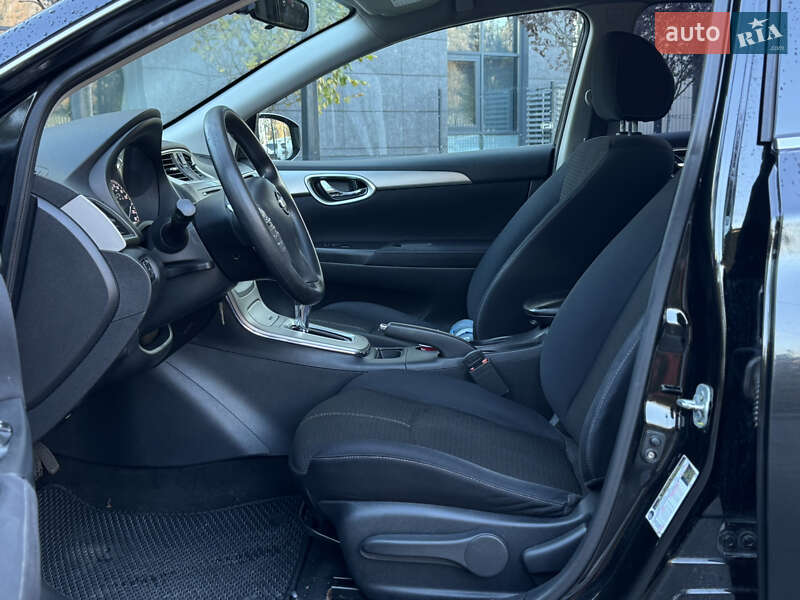 Седан Nissan Sentra 2013 в Києві