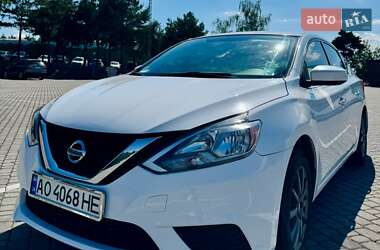Седан Nissan Sentra 2016 в Ужгороде