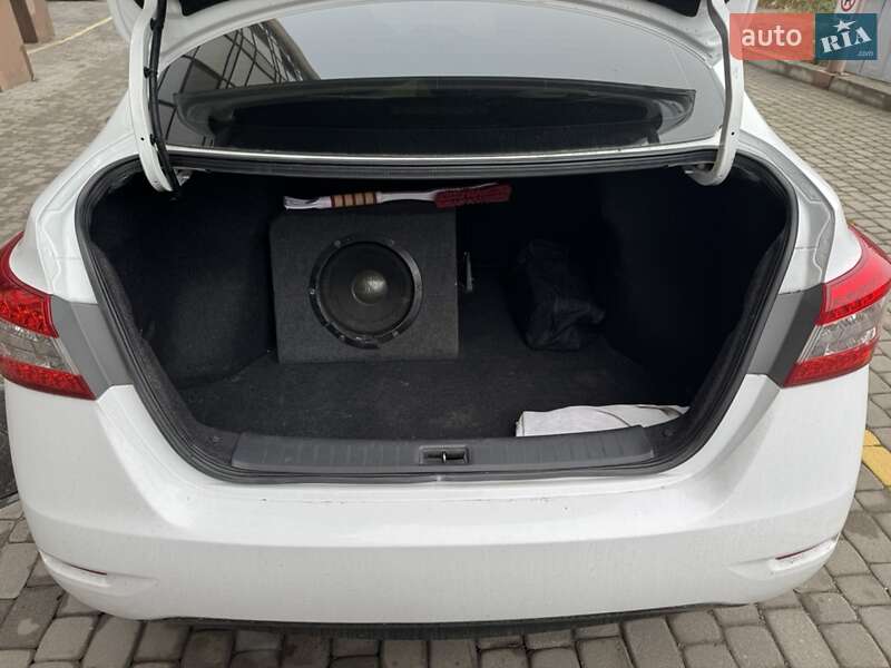 Седан Nissan Sentra 2015 в Днепре фото 10 Седан Nissan Sentra 2015 в Днепре