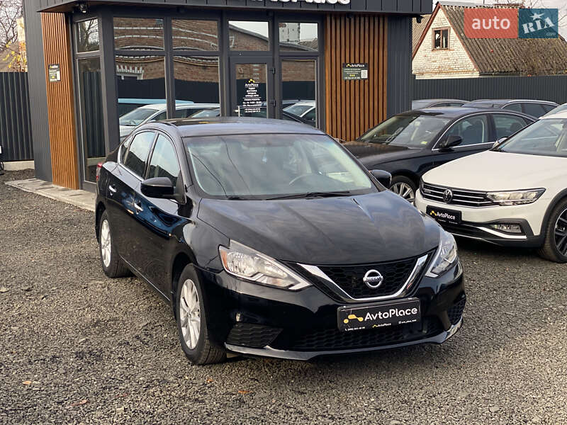 Седан Nissan Sentra 2019 в Луцке